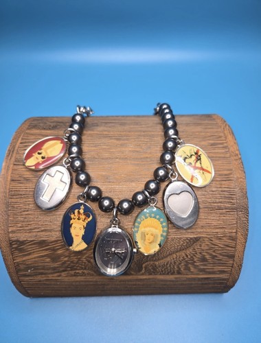 Moschino time holy pendants - time,